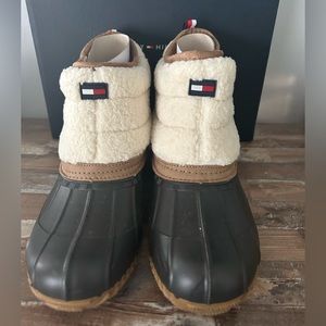 Tommy Hilfiger Rain/Snow Boots
